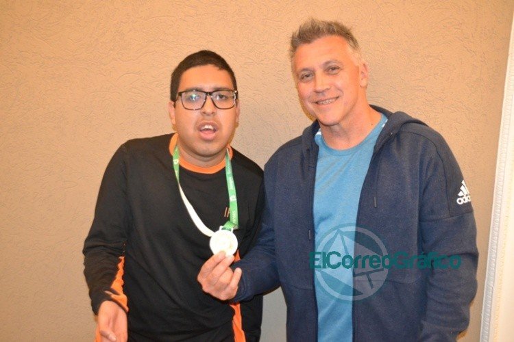 Lucas Márquez ganó la medalla de Oro de los Juegos Bonaerenses en Canto