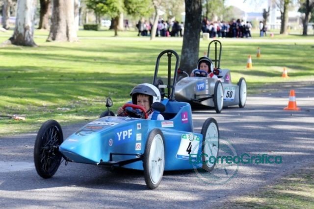Miles de jóvenes platenses participaron de una innovadora Feria de Ciencia y Tecnología en la República de los Niños