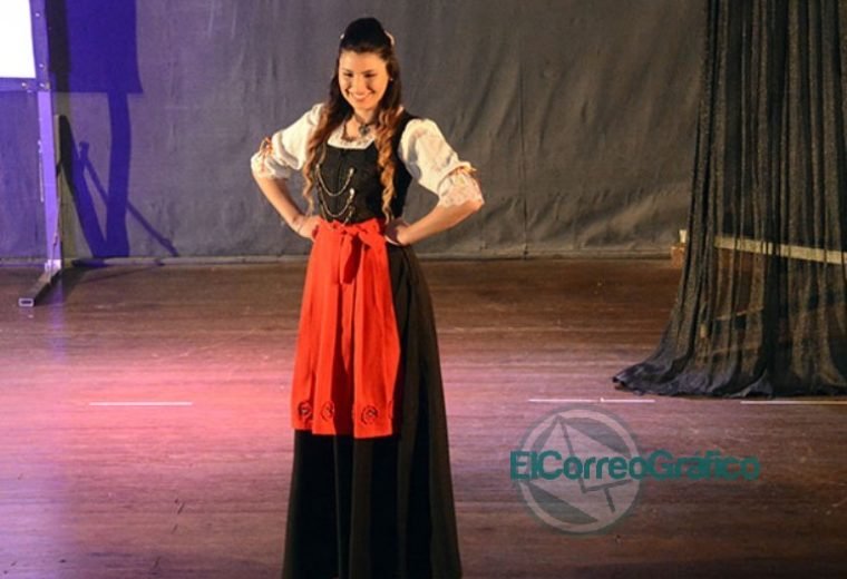 Fiesta Provincial del Inmigrante: Se presentaron las Representantes Culturales de las Colectividades Se presentaron las 20 Representantes Culturales de la Colectividades 19