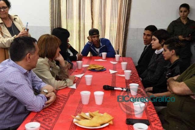 Bullrich y Finocchiaro recorrieron la sede de Servicio Cívico Voluntario en Valores