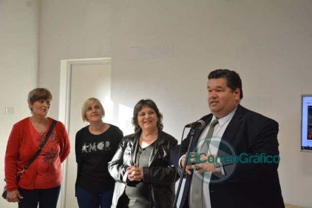 Ya se puede visitar la muestra "Desembarco de Esperanzas" en el Centro Cultural de El Carmen