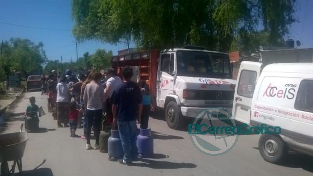 El negocio con los pobres: vendió más de 20 mil garrafas para ser candidato a concejal de Cagliardi El negocio con los pobres: vendió más de 20 mil garrafas para ser candidato a concejal de Cagliardi