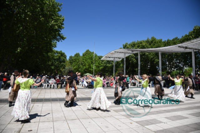 Garro encabezó una jornada de festejos junto a más de mil jubilados de la región