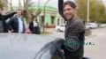 Kicillof se baja de un auto caro en cada ciudad y se sube a un Clio barato para la foto de campaña3