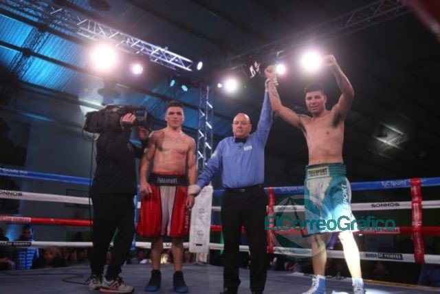 Polideportivo Municipal Los Hornos brilló en una noche de boxeo internacional Polideportivo Municipal Los Hornos brilló en una noche de boxeo internacional
