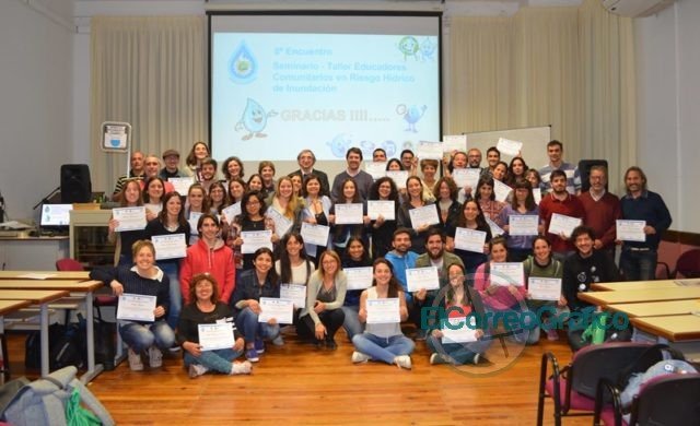 Primera promoción de educadores comunitarios en riesgo hídrico de inundación