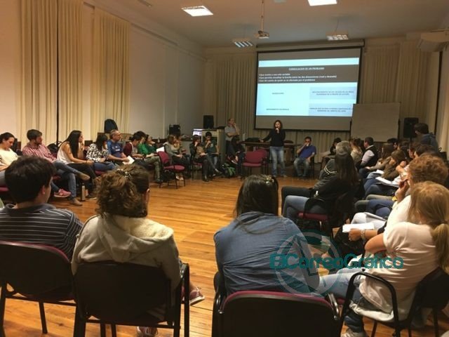 Primera promoción de educadores comunitarios en riesgo hídrico de inundación