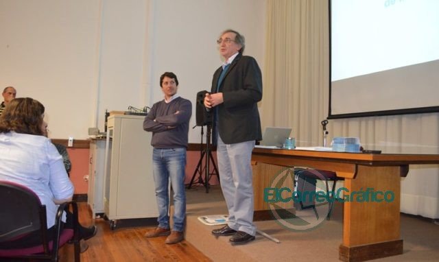 Primera promoción de educadores comunitarios en riesgo hídrico de inundación