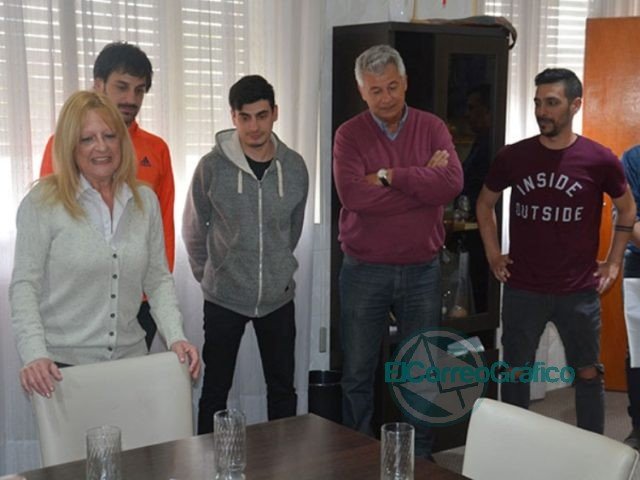 Se jubiló la Tesorera del Municipio de Berisso y fue agasajada por Nedela y sus compañeros