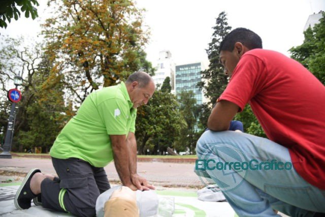 “El SAME en tu Plaza”: Hasta el viernes 15, realizan cursos de RCP y primeros auxilios en Plaza San Martín
