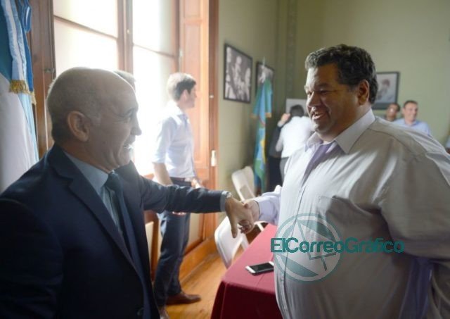 Intendentes radicales quieren ser los interlocutores en la oposición