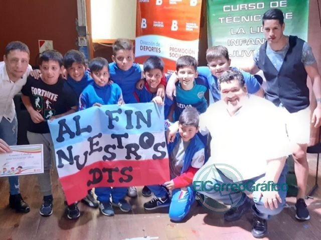 Nuevos egresados del Curso de Director Técnico Infanto-Juvenil Nuevos egresados del Curso de Director Técnico Infanto-Juvenil