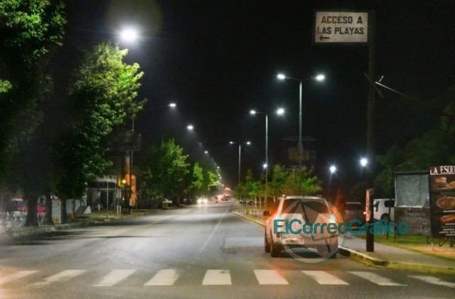 Recambios de luminarias de sodio por Led en diversos puntos de Berisso