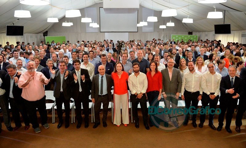 Vidal en su Gabinete Ampliado aseguró que van hacer "una transición ejemplar y democrática"