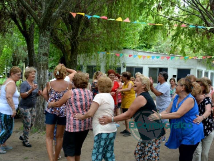 Desde el lunes 16 abre la inscripción a la Colonia de Adultos Mayores