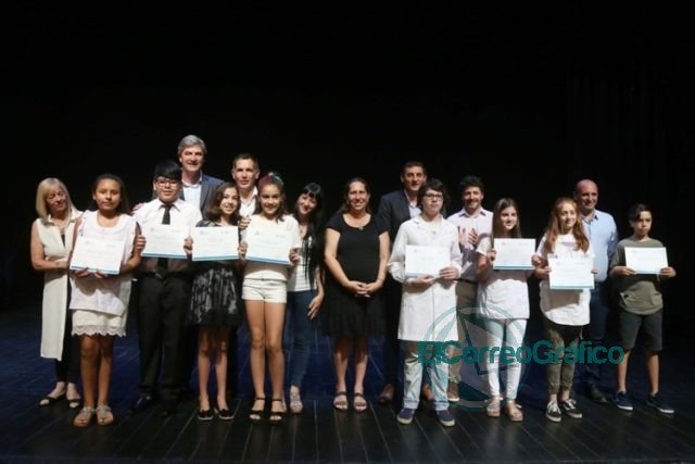 Premios ‘René Favaloro’: El Municipio continúa con los reconocimientos a los mejores promedios de la ciudad