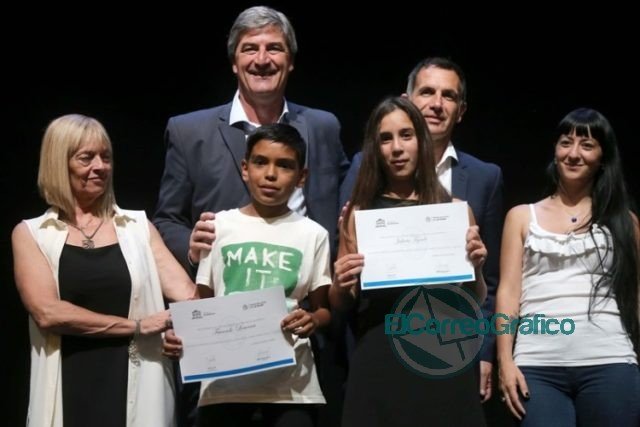 Premios ‘René Favaloro’: El Municipio continúa con los reconocimientos a los mejores promedios de la ciudad