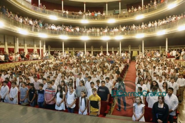 Premios ‘René Favaloro’: El Municipio continúa con los reconocimientos a los mejores promedios de la ciudad