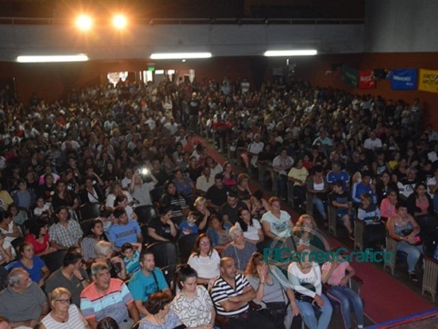 Se entregaron los reconocimientos en la Fiesta del Deporte en Berisso