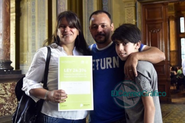 Se entregó escrituras sociales a 146 familias de La Plata