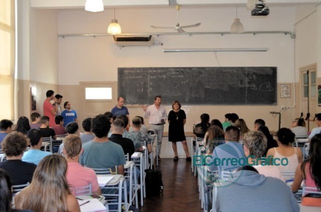 Con récord de inscriptos, empezó el curso de ingreso a Ingeniería