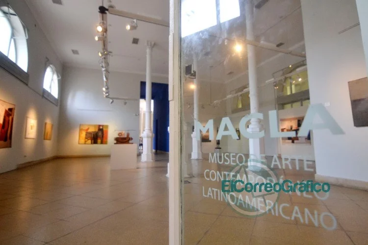 Continúa la muestra “Realismo mágico: una cartografía de la América profunda” en el MACLA