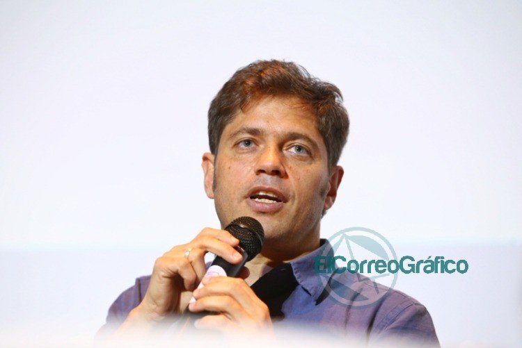 Kicillof: “Solo se puede afrontar esta situación trabajando coordinadamente, con un Estado presente” Kicillof: “Solo se puede afrontar esta situación trabajando coordinadamente, con un Estado presente”