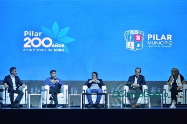 Kicillof: “Nos vamos a dedicar a integrar la Provincia y a recuperar su identidad” Kicillof: “Nos vamos a dedicar a integrar la Provincia y a recuperar su identidad”