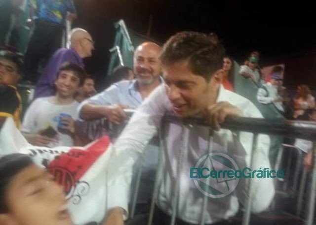 Kicillof participó de los corsos de Ensenada