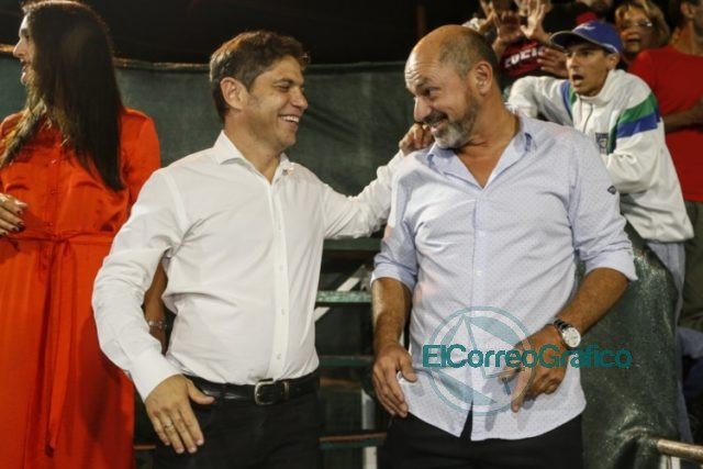 Kicillof participó de los corsos de Ensenada