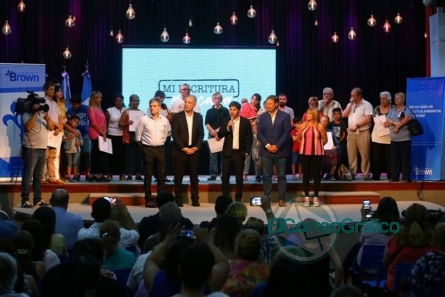Kicillof: “Creemos en la propiedad y seguridad jurídica para los y las bonaerenses”