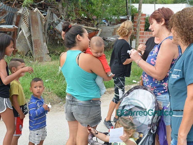 Continúa la campaña de prevención del dengue en Berisso