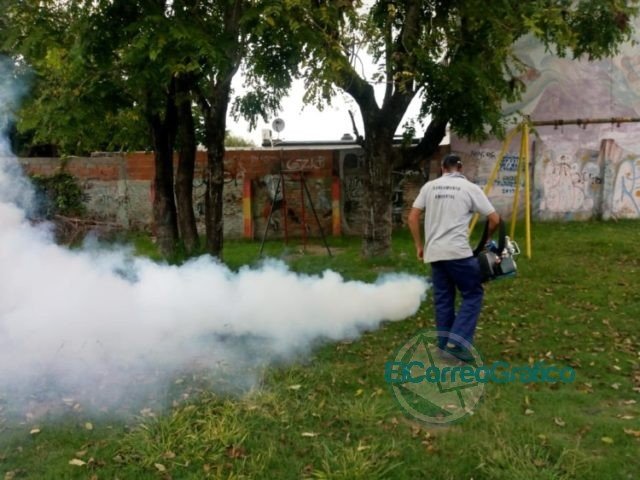Continúan fumigando para prevenir el dengue en Berisso Continúan fumigando para prevenir el dengue en Berisso