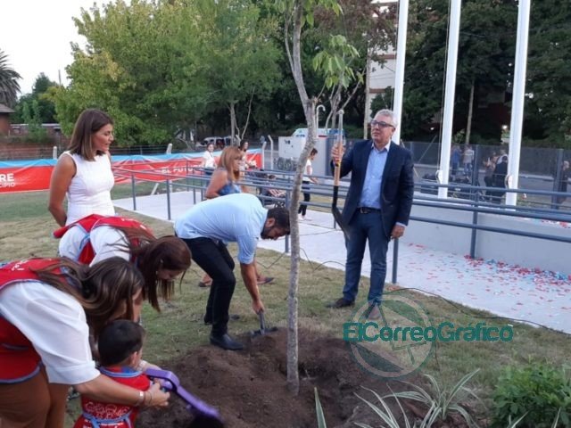 El Jefe de Gabinete participó de la inauguración de un jardín de infantes en Tigre