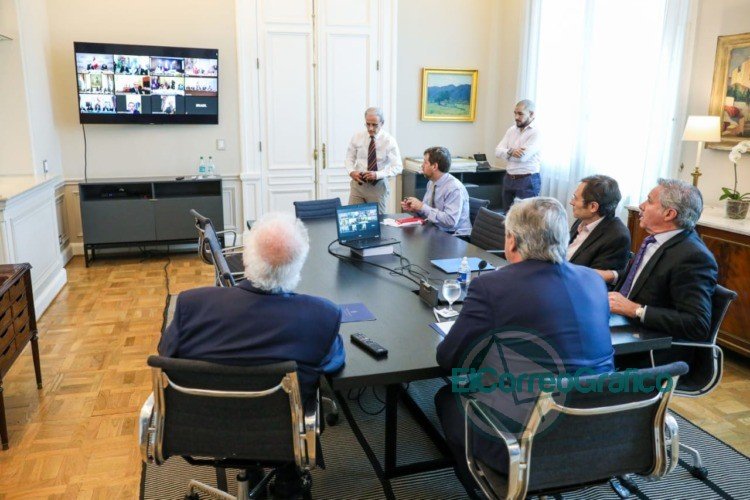 Fernández habló con sus pares de la región por videoconferencia por del coronavirus