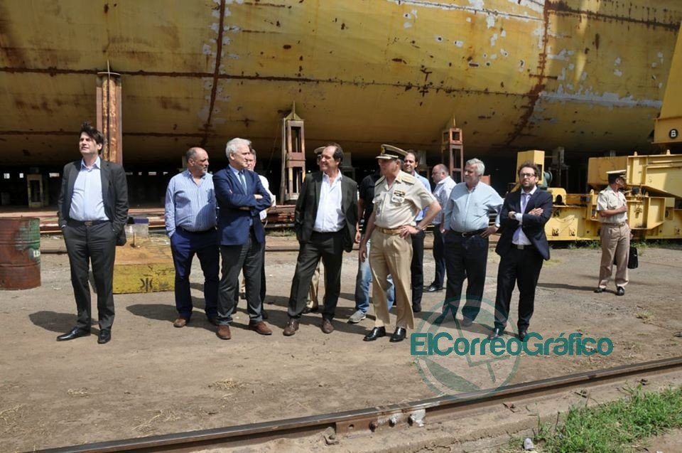 Funcionarios de Seguridad nacional y de Prefectura recorrieron el Astillero Río Santiago