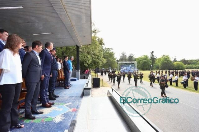 Kicillof: “Necesitamos una policía profesionalizada y profundamente democrática”
