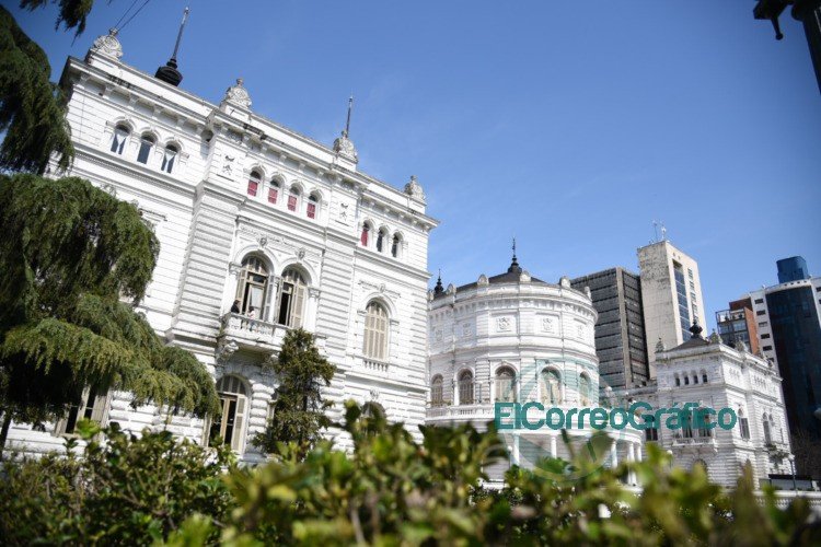 Emergencia sanitaria: Establecen medidas de prevención para los empleados municipales Municipalidad de La Plata, Palacio, Concejo Deliberante