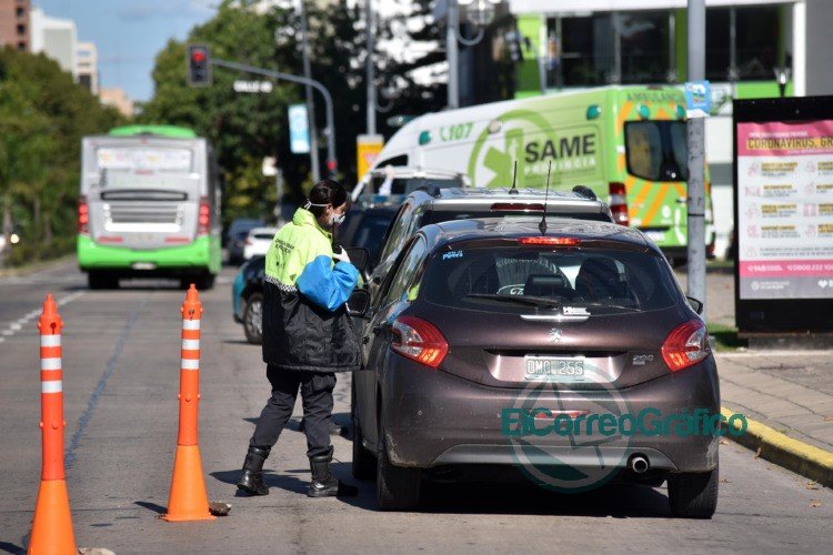 Se extremó los controles en la vía pública para garantizar el cumplimiento del aislamiento obligatorio