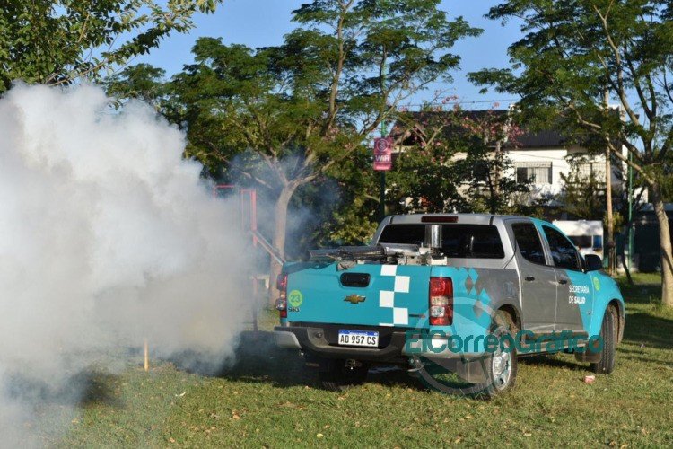 Avanzan las tareas de fumigación contra el mosquito del dengue