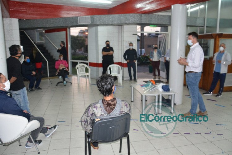 Capacitaron a voluntarios que colaborarán en posible Centro de Aislamiento del Albergue de la UNLP