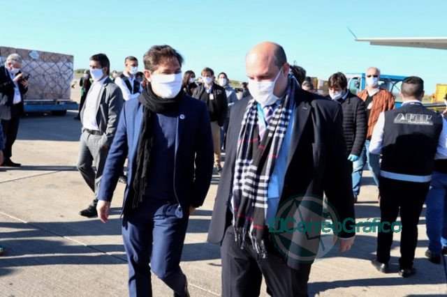 Kicillof: “Todo el Estado trabaja en su conjunto para cuidar a nuestros profesionales” Kicillof: “Todo el Estado trabaja en su conjunto para cuidar a nuestros profesionales”