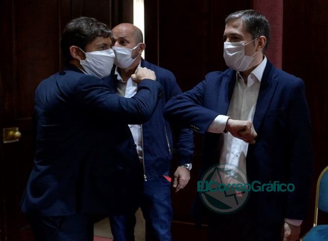 Kicillof se reunió con intendentes oficialistas y opositores Kicillof se reunió con intendentes oficialistas y opositores