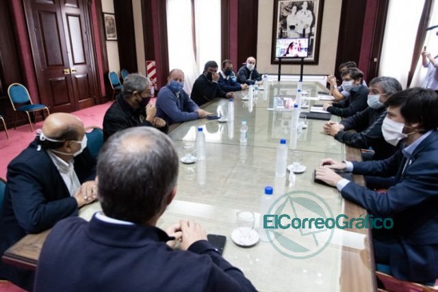 Kicillof se reunión con "sus leales" intendentes del conurbano