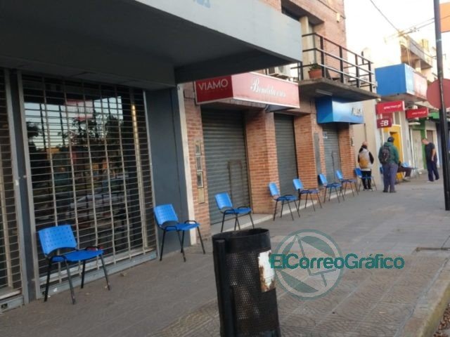 Municipio de Berisso llevó una higienización de los bancos