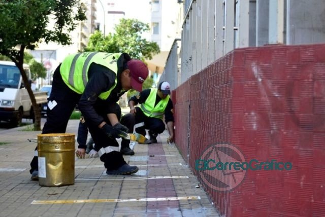 Refuerzan acciones en cajeros automáticos para garantizar el distanciamiento social recomendado Refuerzan acciones en cajeros automáticos para garantizar el distanciamiento social recomendado