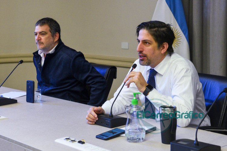 Trotta mantuvo una videoconferencia con David Edwards y el Comité Ejecutivo de la Internacional de Educación para América Latina Trotta mantuvo una videoconferencia con David Edwards y el Comité Ejecutivo de la Internacional de Educación para América Latina