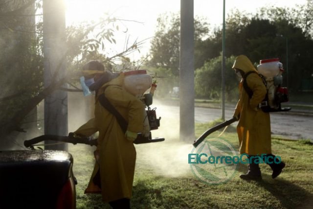 Desinfección y control sanitario donde confirmaron casos COVID-19