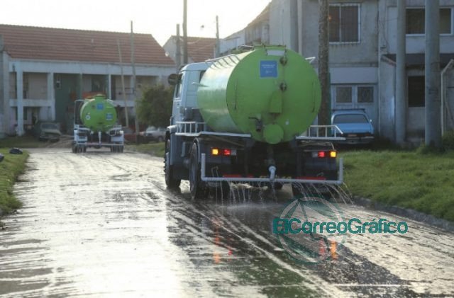 Desinfección y control sanitario donde confirmaron casos COVID-19