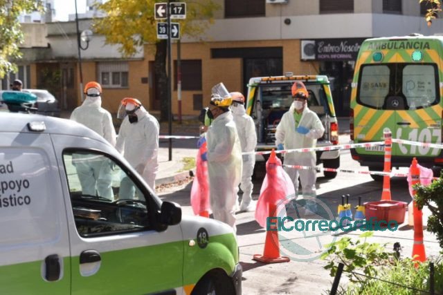 Desinfección y prevención en edificio donde confirmaron caso positivo de Coronavirus